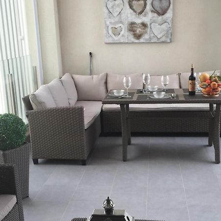 Luxury Suite Apartment Torrevieja Exterior photo