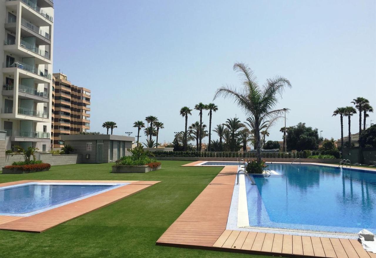 Luxury Suite Apartment Torrevieja Exterior photo